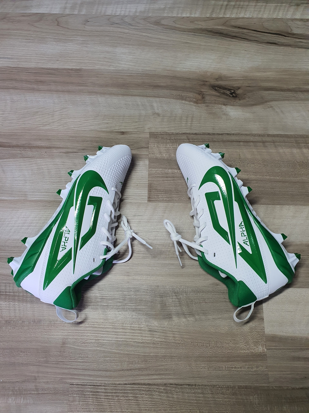 Nike Alpha Menace 4 Varsity Football Cleats Oregon Ducks PE IB4045-100 Mens 10.5